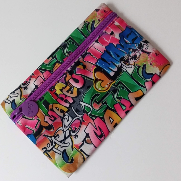 ipsy Handbags - Ipsy Make-up Case